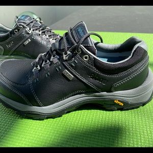 Teva Ahnu Event waterproof hiking ankle boot